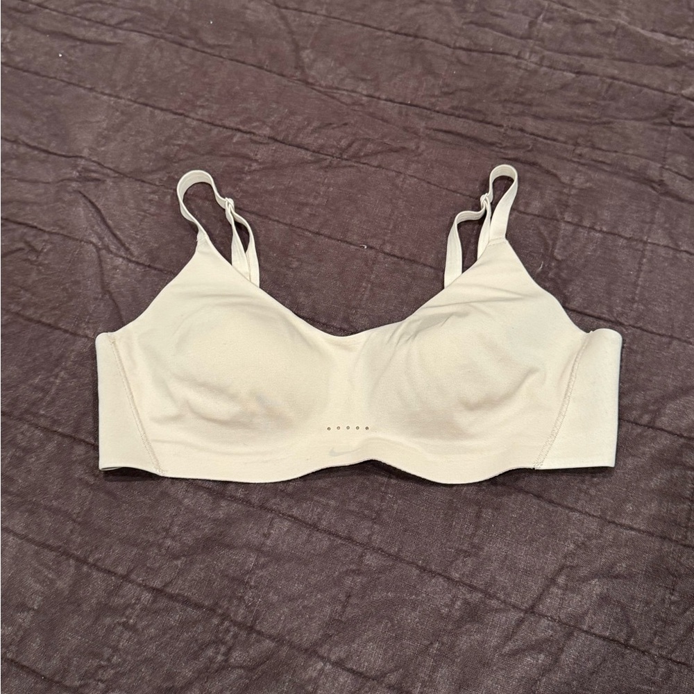 Nike Lightly Padded Sports Bra